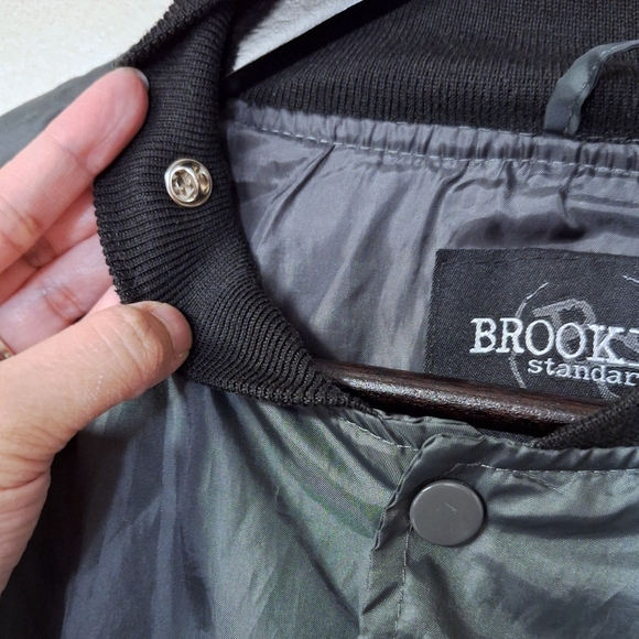 Brooklyn Standard Snap Mens Colorblock Button Bomber Wind Breaker Jacket w Pin - Picture 8 of 14